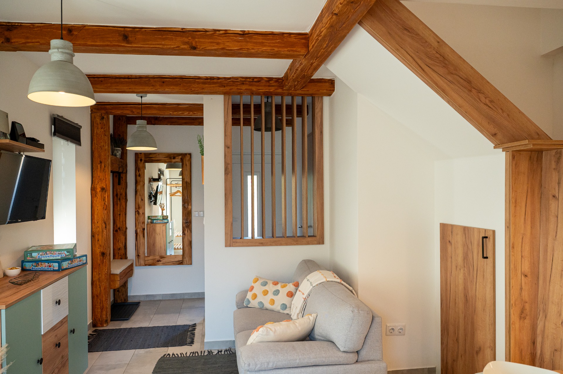 Hangulatos nappali és rusztikus előtér